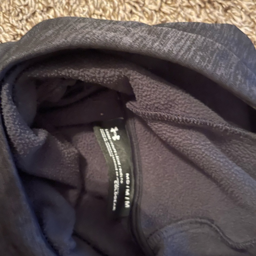 Women blackout UA hoodie